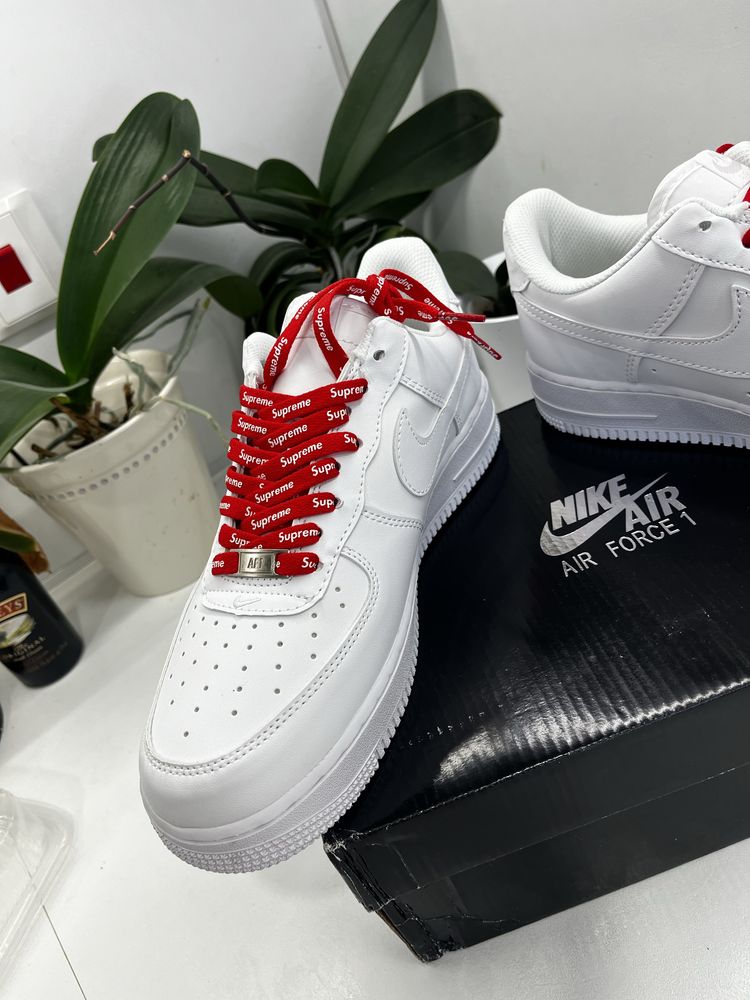 Nike Airforce x Supreme