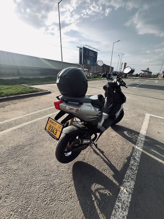 Aprilia sr 50 factory