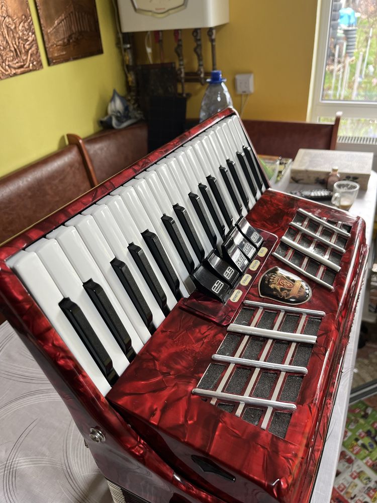 Acordeon Royal Standard