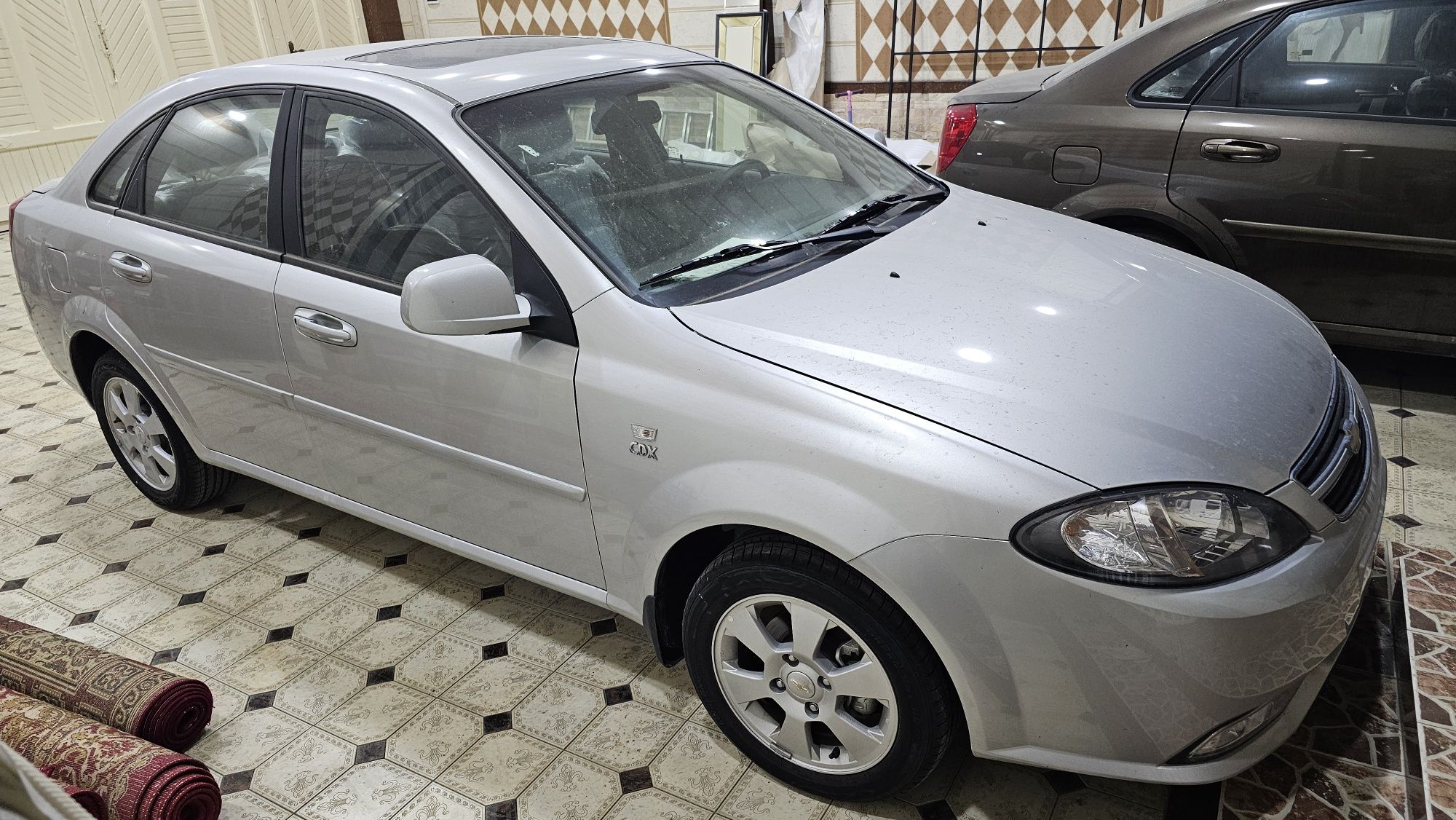 Gentra 3 A/T lyuk va Abs bor