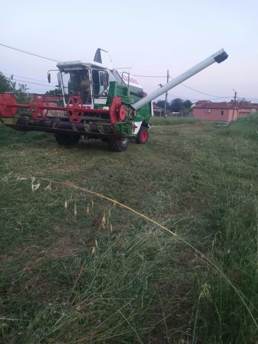 Claas dominator 106