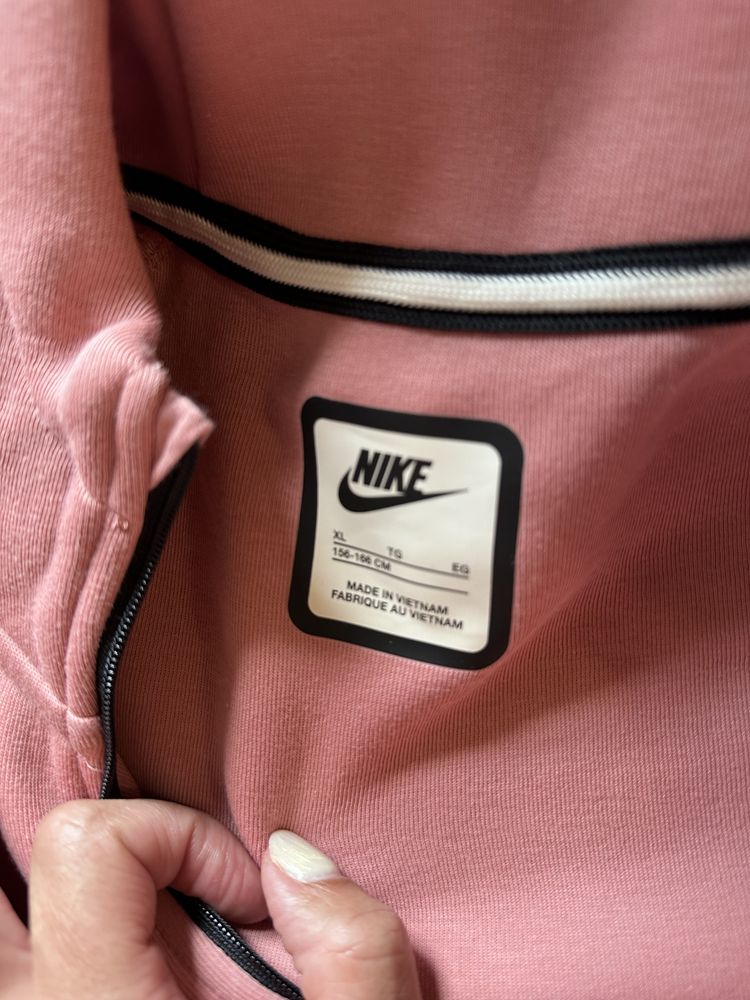 Оригинален nike tech fleece екип