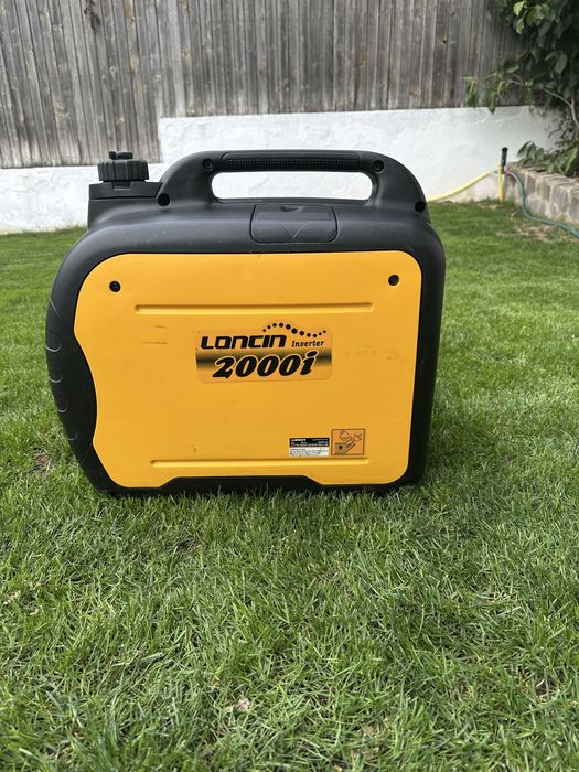 Generator/Invertor curent 220v