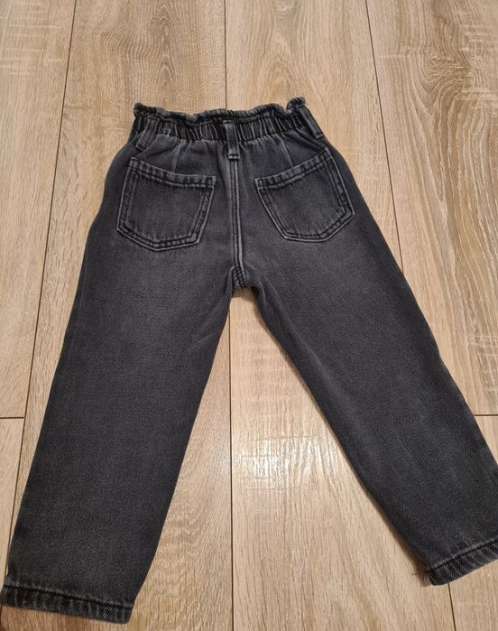 Vand blugi Zara fetite 3 ani 98 cm