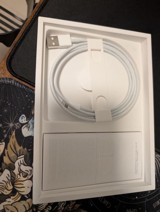 Apple Magic Trackpad 2 A1535, stare impecabilă, cutie + cablu