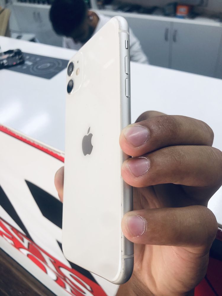 Iphone 11 64Gb 77%