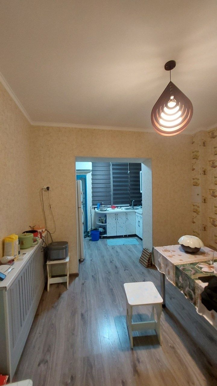 2-х ком. квартира, 2/1/5 в Сергели 4. С ремонтом. Ярмарка - 350 м.