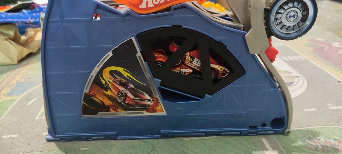 Hot wheels писта Jetspin Park