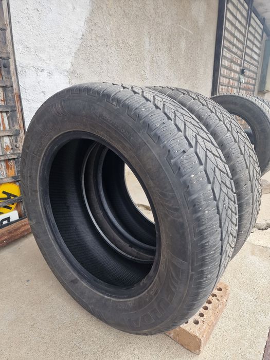 Зимни гуми FULDA CRISTALL CONTROL SUV 235 60 17.