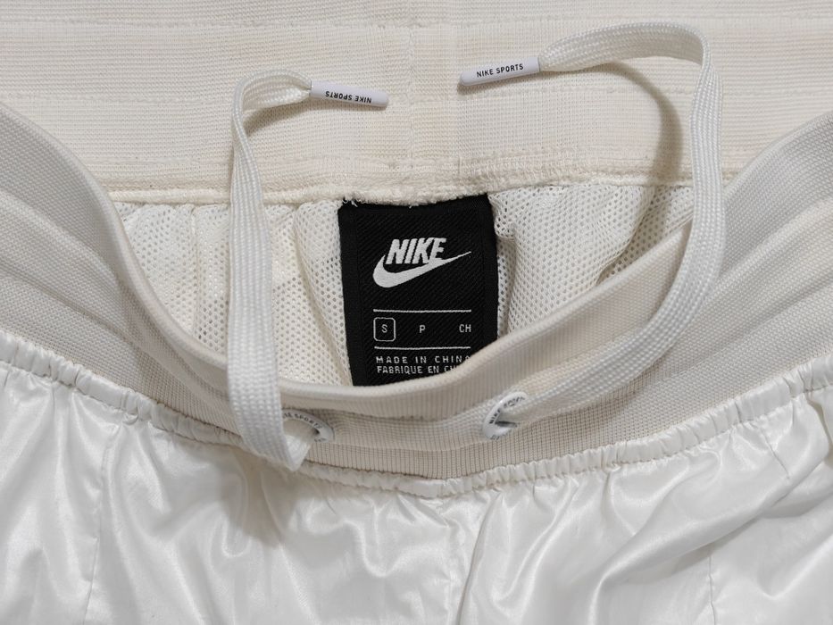 Pantaloni fâș pentru femei Nike Sportswear