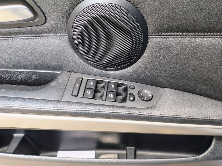 Lek avtomobil BMW 320 D