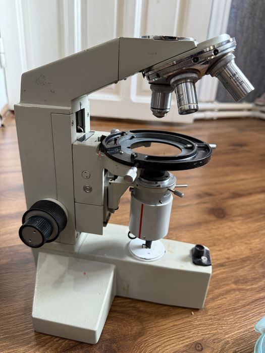 Продается профессиональный лабораторный микроскоп ПОЛАМ Л-211