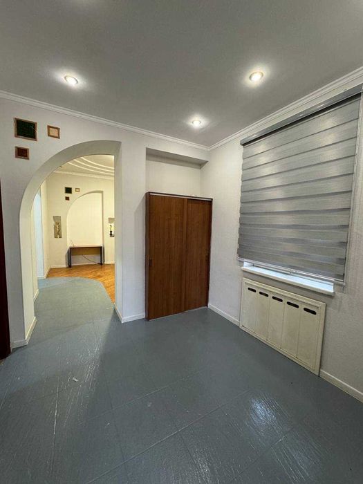 Сдаю под офис в центре Ташкента. Свежий ремонт. 8 комнат