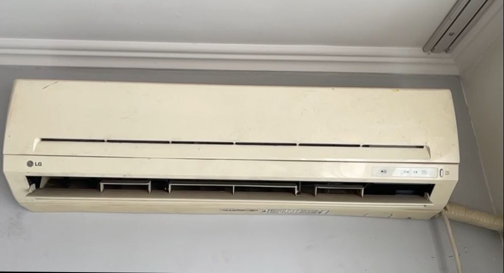 Работающий кондиционер LG