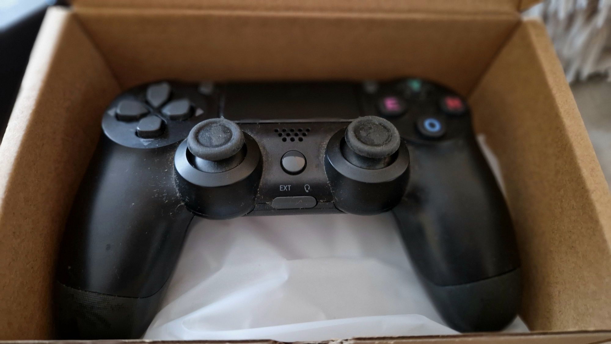 Vand PlayStation 4 Slim