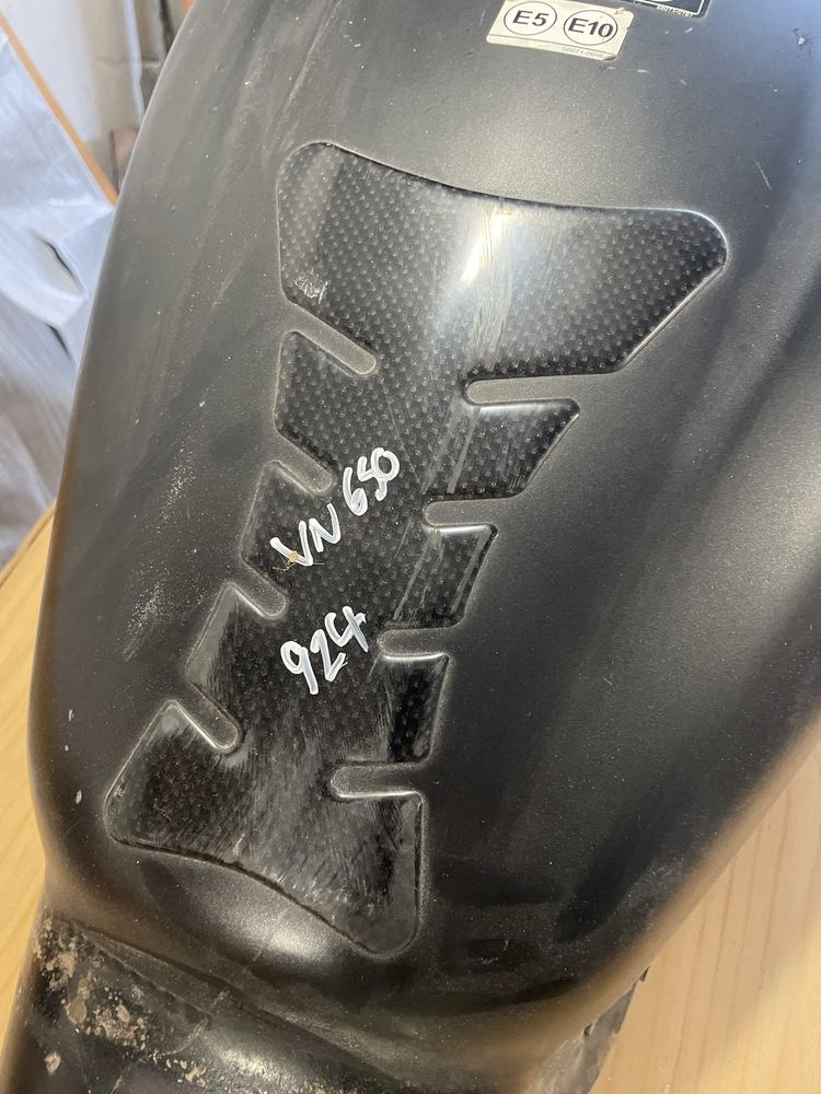 Резервоар  Kawasaki Vulcan S 650 2021 ,задна вилка, трипътници и други