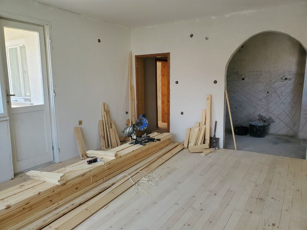 Дава се под наем Етаж от къща в Стрелча - 400 кв.м за 204 € - Снимка #9