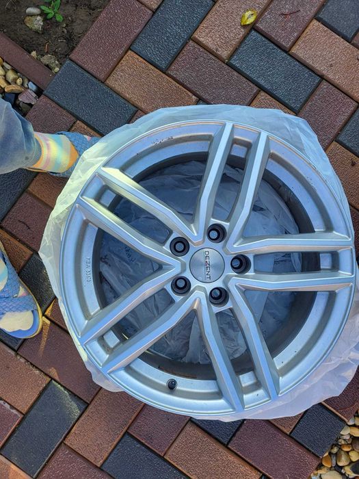 Jante DEZENT 5x114.3 18 inch 7.5j