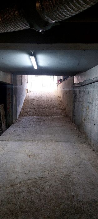 Дава се под наем Гараж / Паркомясто в Варна, Автогара - 12 кв.м за 150 € - Снимка #2