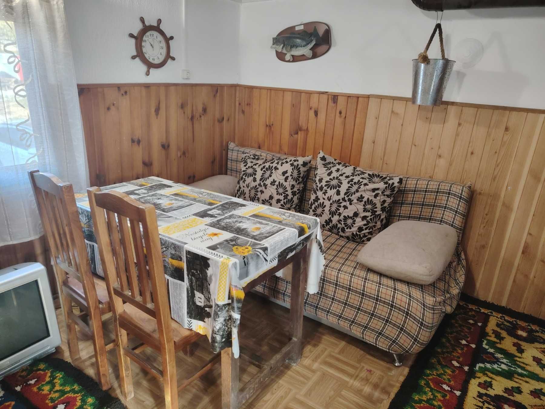 Вила на язовир Сопот с разработен бизнес -бистро !