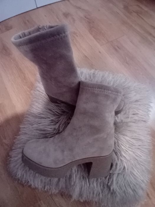 Ботуши боти и обувки нови и като нови