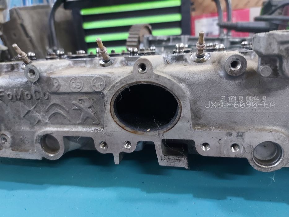 Chiulasa și capac cu axe ford 1.5 ztda
