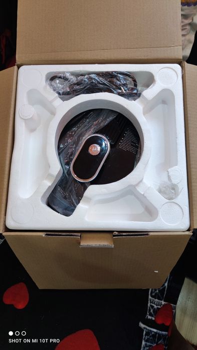 Multicooker sub presiune Daewoo Ultralin nou nouț .