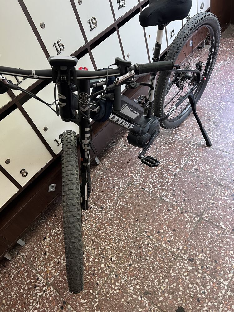 Bicicleta electrică bosch