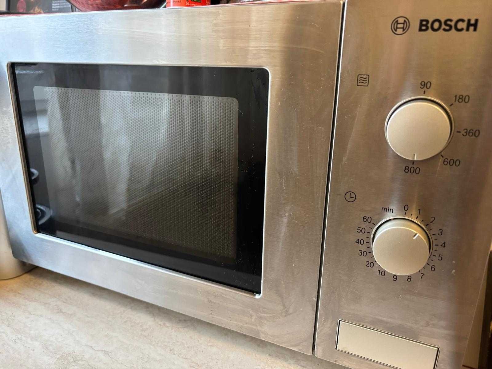 Cuptor microunde Bosch HMT72M450, 17 l, 800W, Argintiu