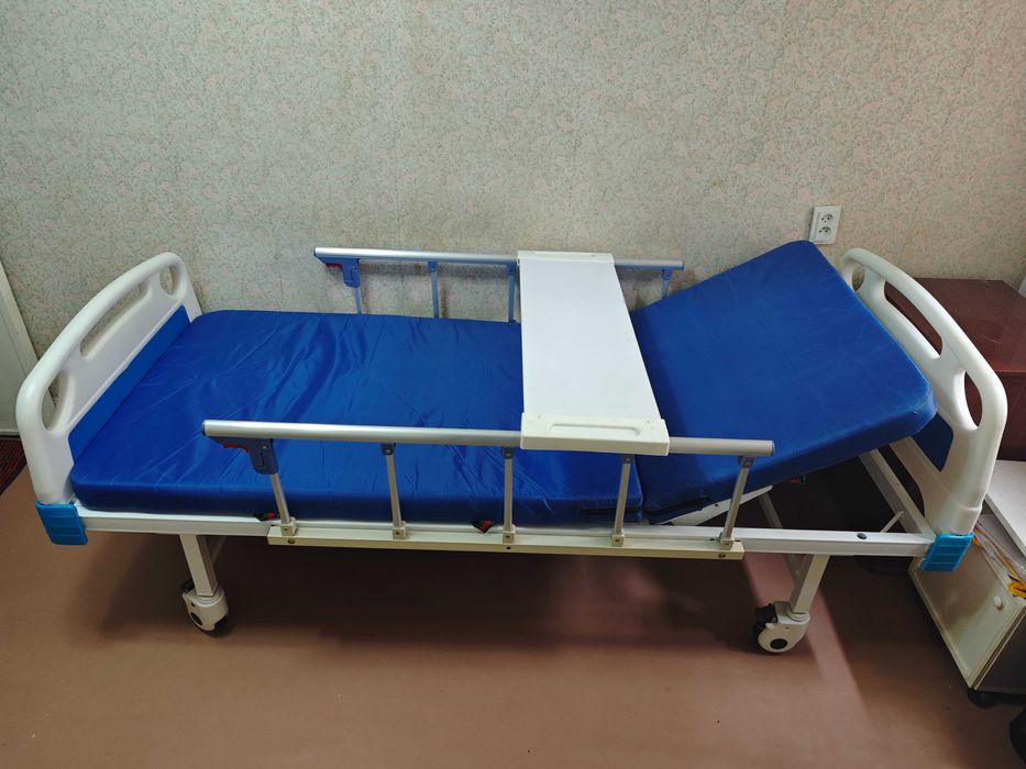 Кровать медицинская для лежачих больных