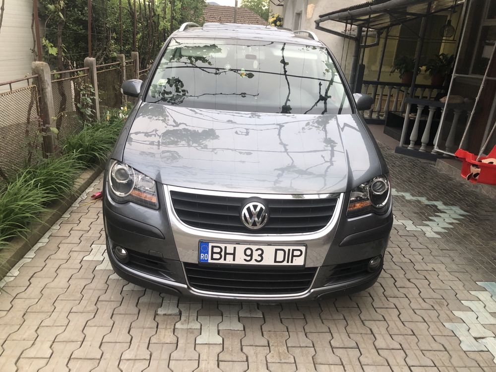 Volkswagen touran cross 1,9 Dsg II