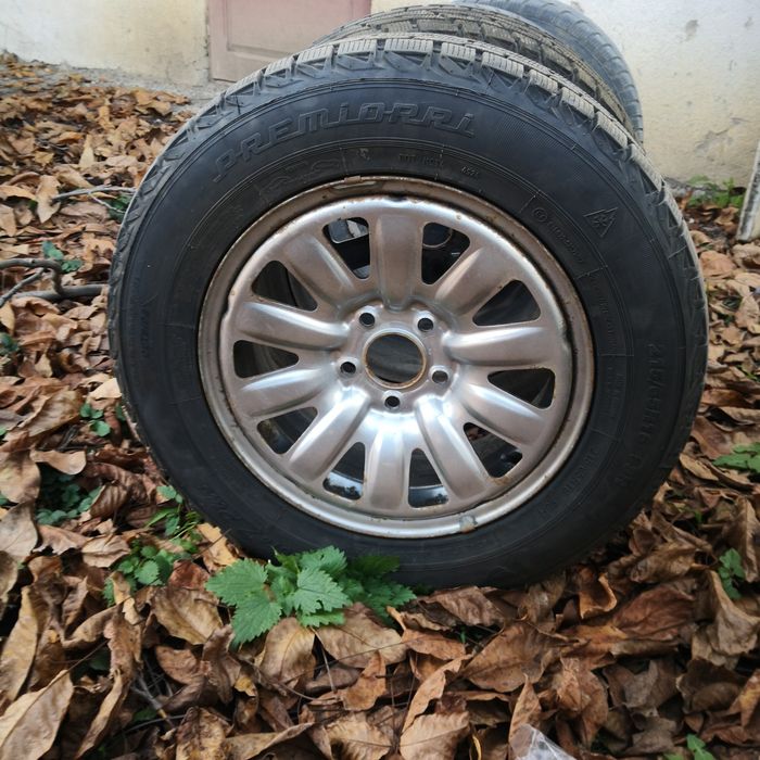 215 65 r16 + jante otel 5x114,3 pe 16