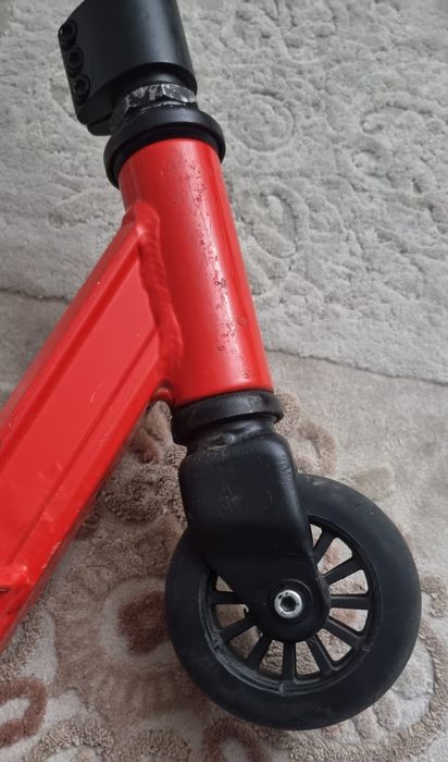 Trotineta Freestyle rosie pentru Copii