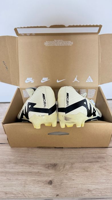 NIKE ZOOM VAPOR 15 academy