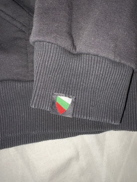 Патриотичен суитшърт