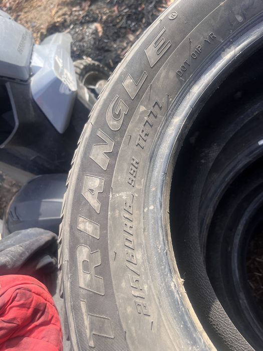продам 8 зимних шин 4 Treangle 4 Snowrover