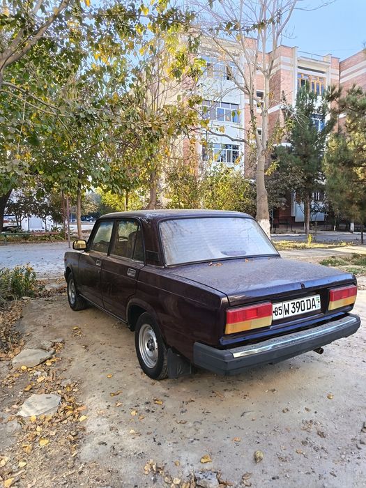 Ваз 2107 сотилади