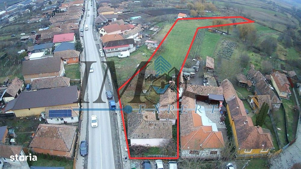 Casa de vânzare in Craciunel la strada principală
