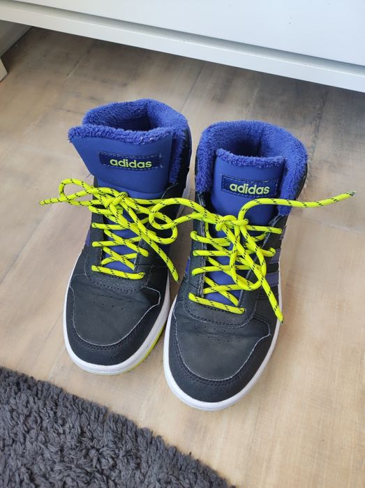 Зимни кецове Adidas