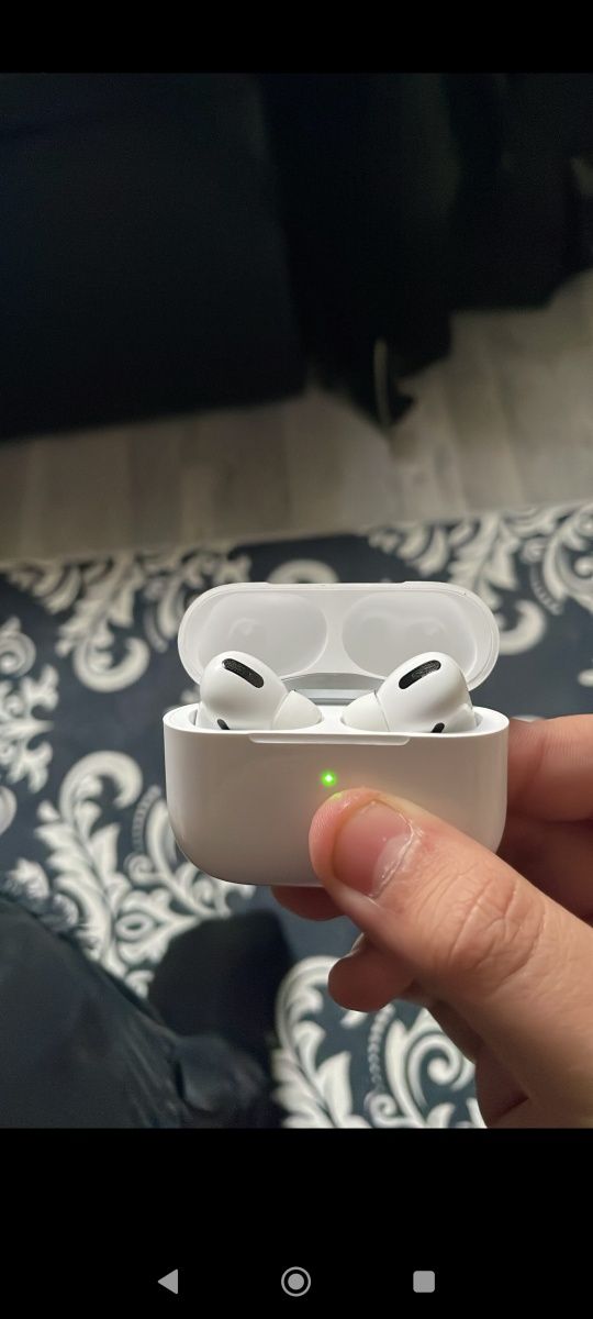 Apple air pods 2 pro