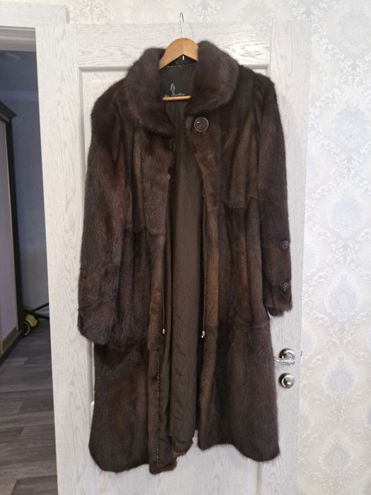 Норковая шуба  из цельных шкурок