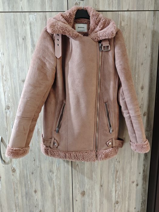 Stradivarius дамско палтенце