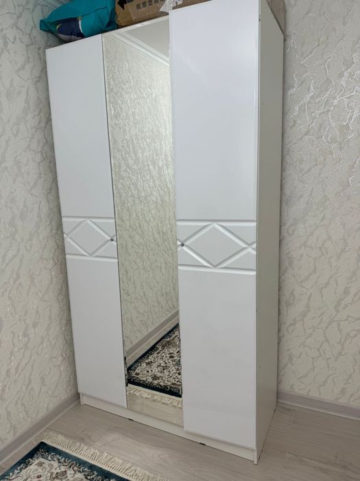 Продаю шкаф в отличном состоянии