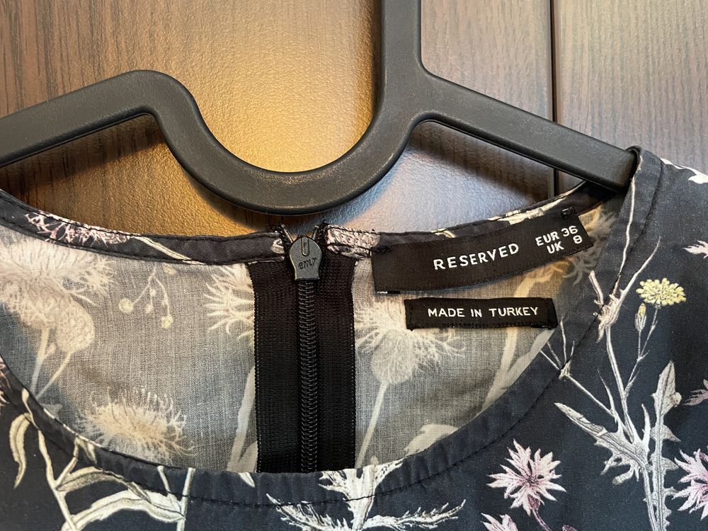Блуза с буфан ръкав Reserved