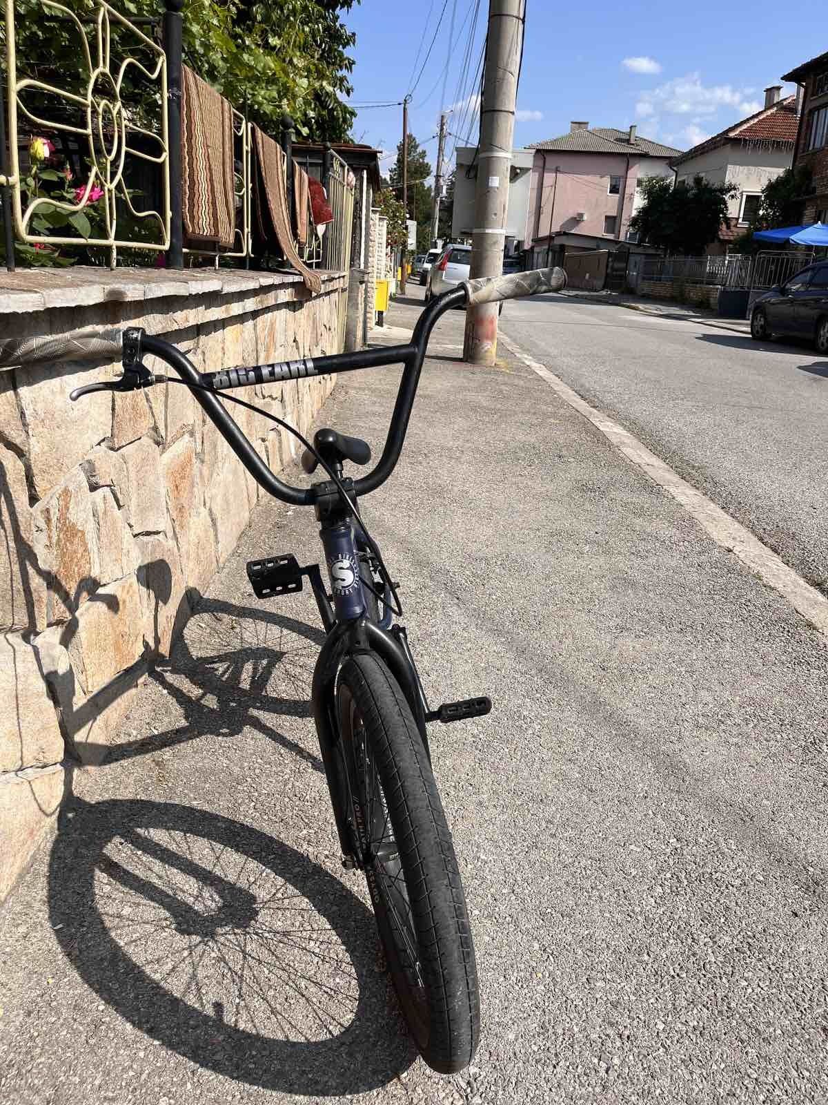 BMX Sunday + тротинетка Oxelo + скейтборд Contrabanda – 300 лв