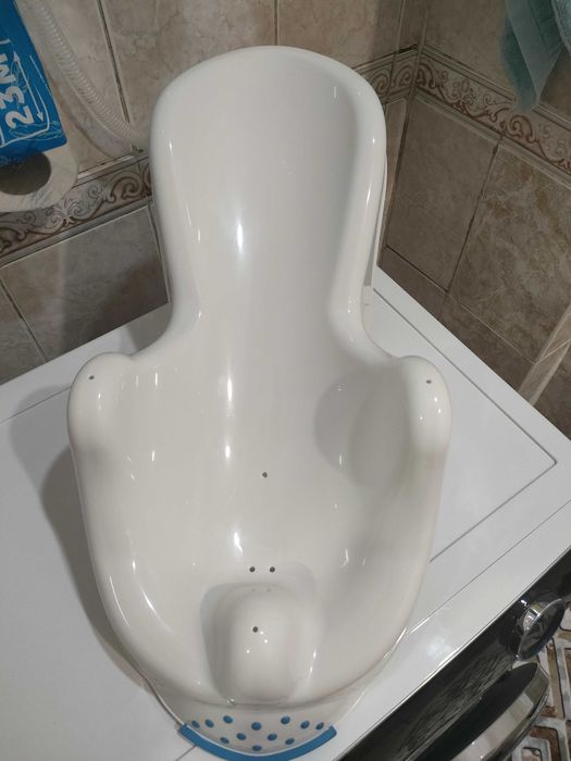 Лежак для купания, круг на шею для купания