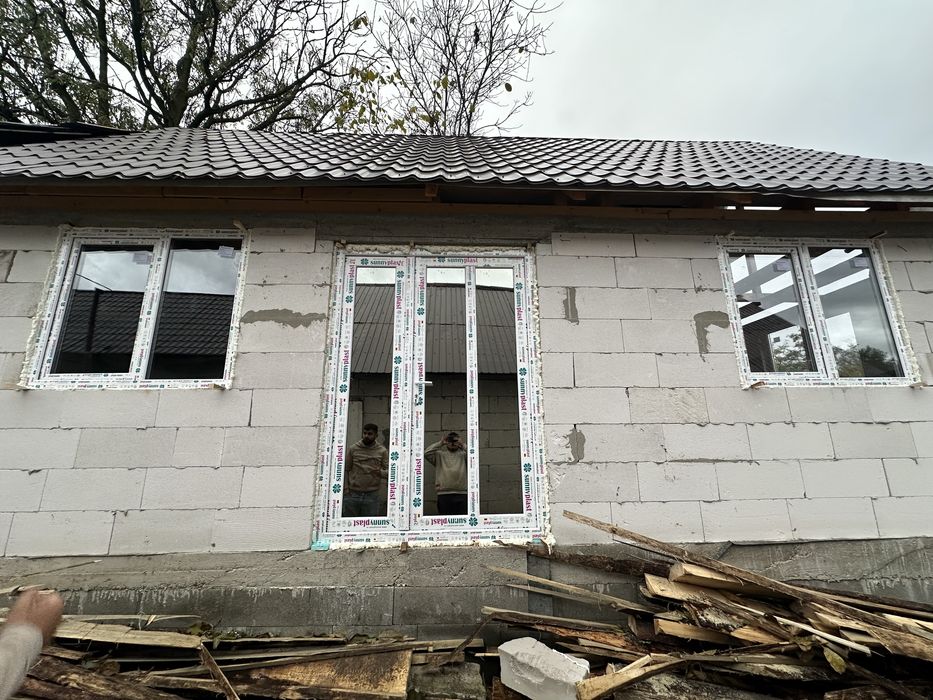 Comfetionarea tamariei pvc usi,geamuri si plase de indecte la comenda