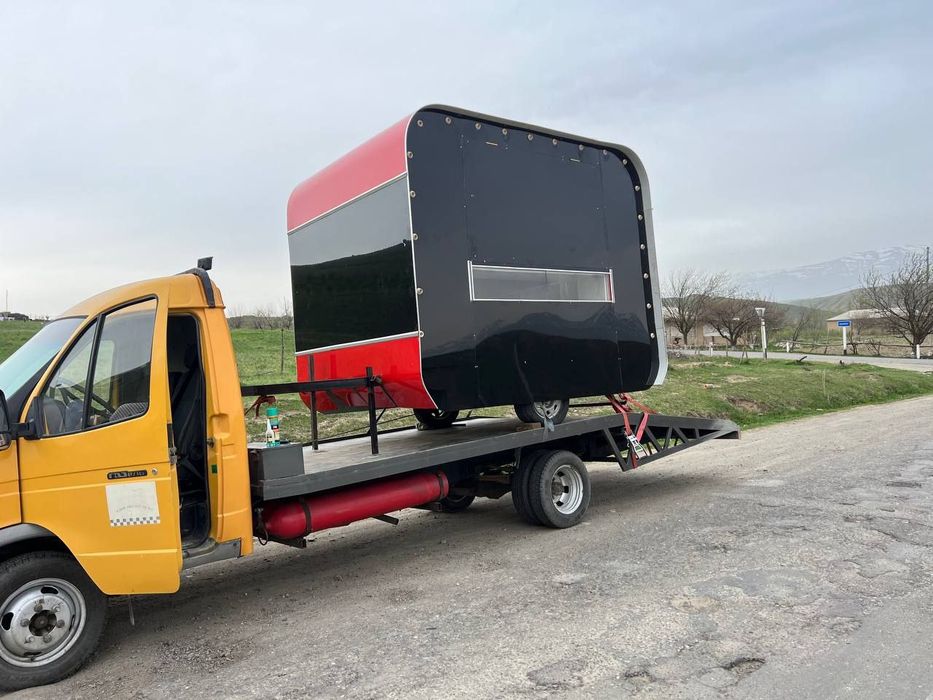 Food trukc koʻchma savdo dokonlari