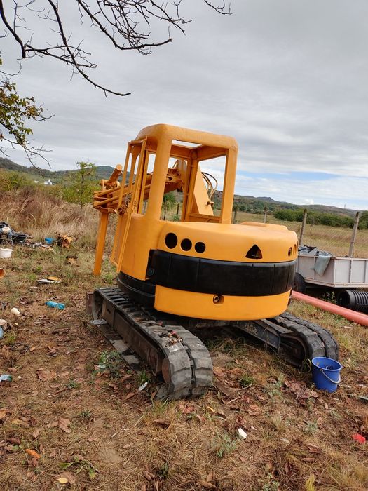 Vand excavator komatsu pcuu2
