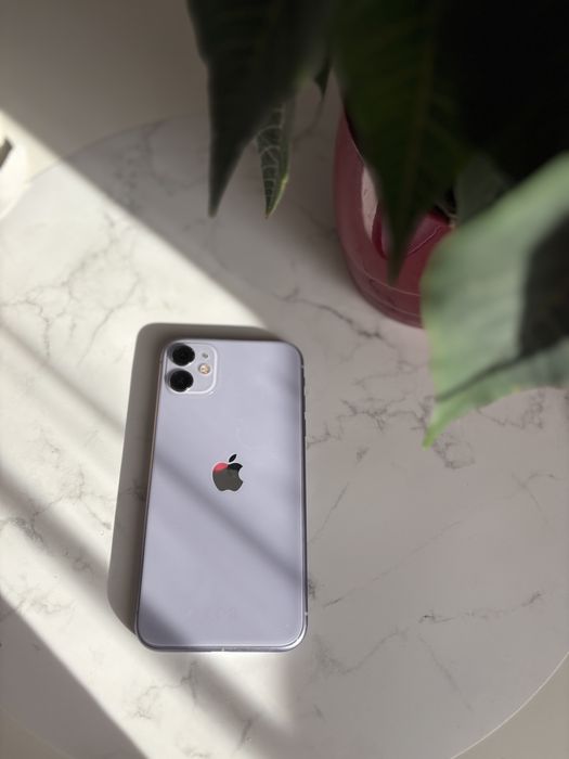 Iphone11 128 GB cu husa si folie de protectie